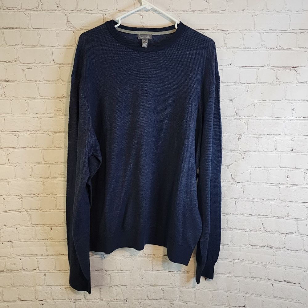 Men's Van Heusen sweater, size XXL